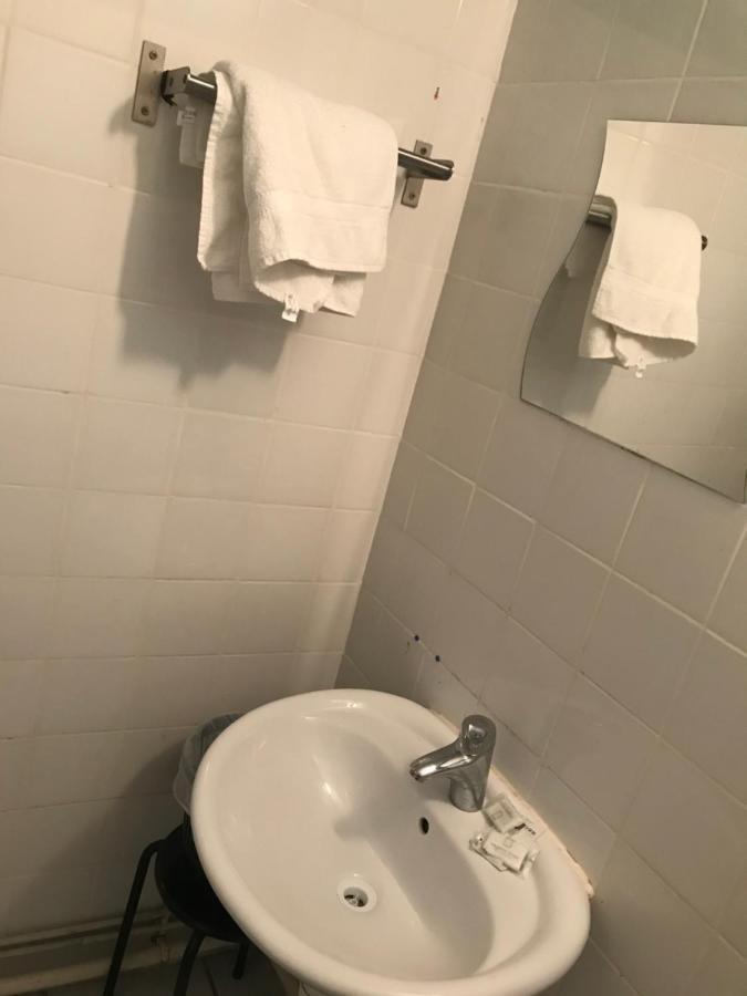 Fm Hotel Parigi Esterno foto