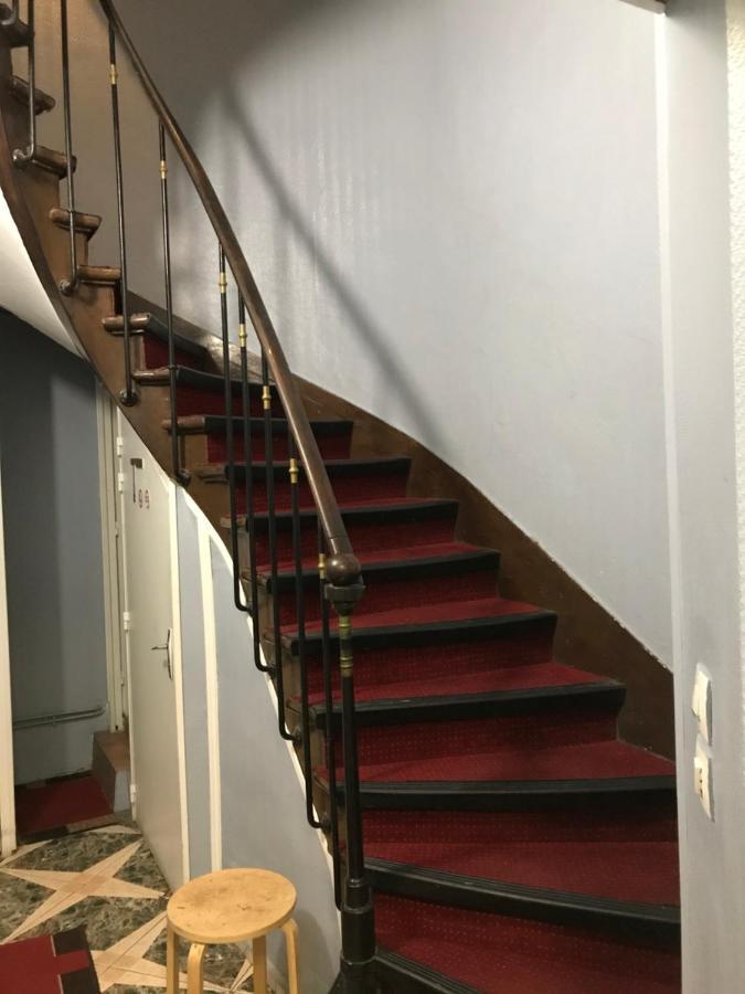 Fm Hotel Parigi Esterno foto